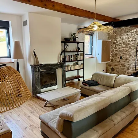 Grande Maison De Charme Pour Famille Et Bons Amis Prázdninový dům Caves
